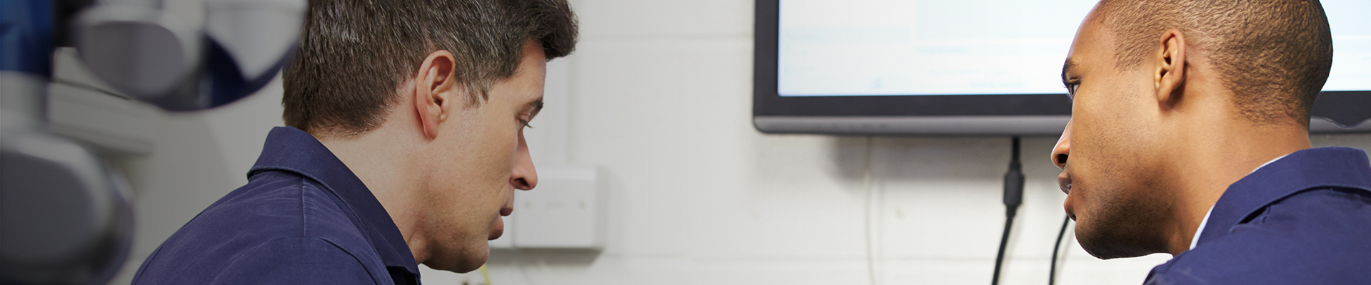 1920x400 Gradient_about_careers.jpg