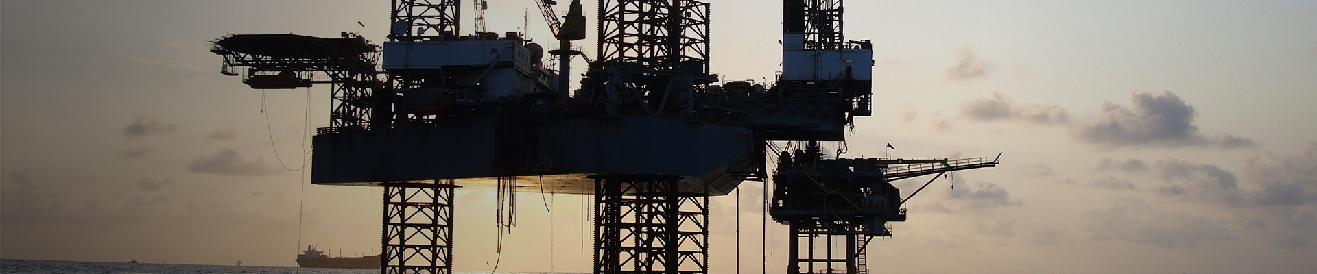 1920x400 Literature_media overview .jpg